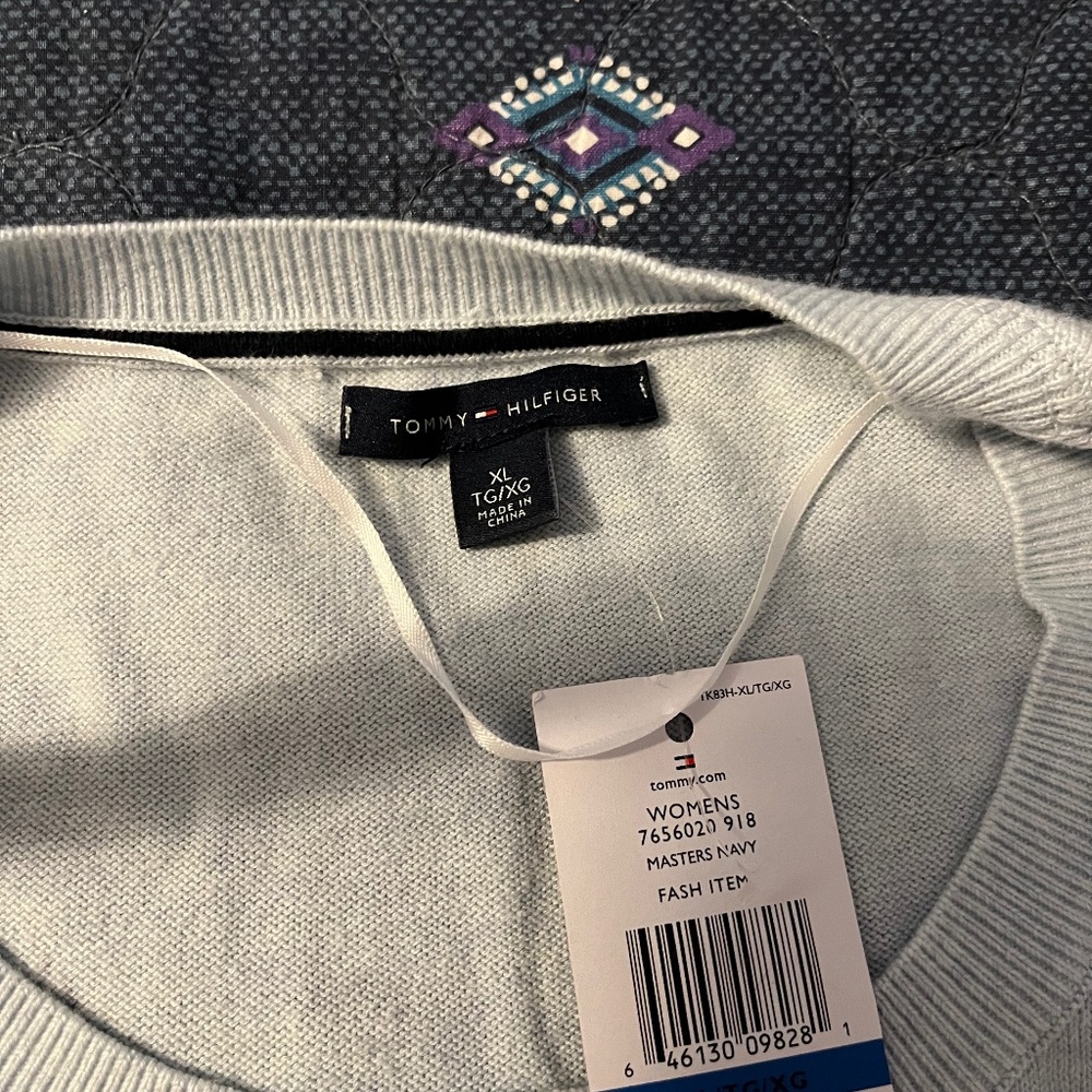 NEW - Hilfiger XL